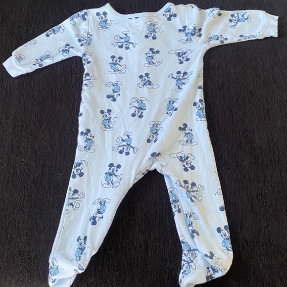 Disney Baby 3-6 month sleeper onesie | 100% cotton - Picture 5 of 5